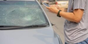 Is Windshield Replacement Covered by Insurance in Florida